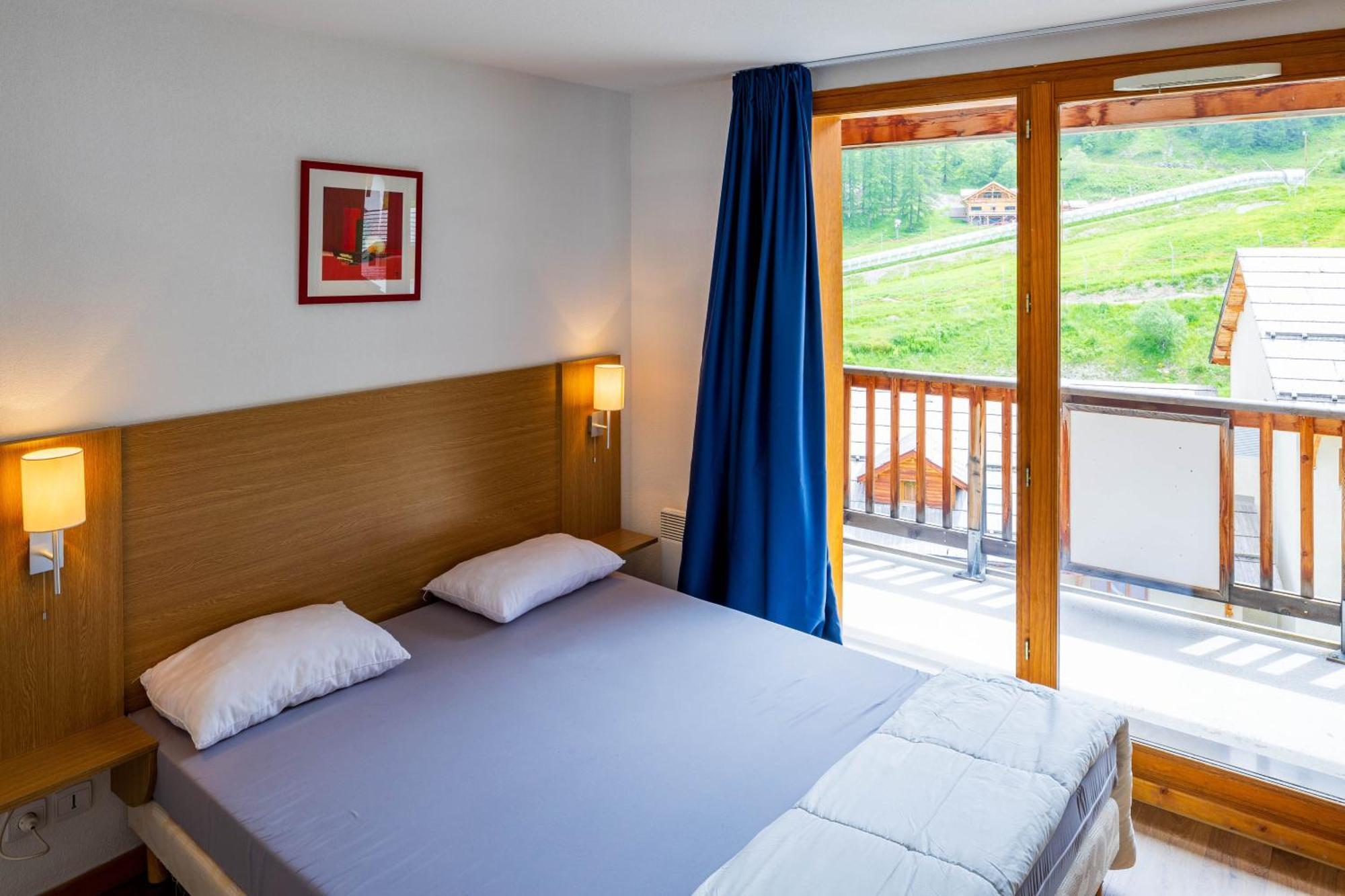 Sunweb Les Balcons De Bois Mean Aparthotel 3*